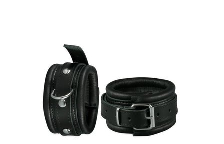leather anklecuffs black