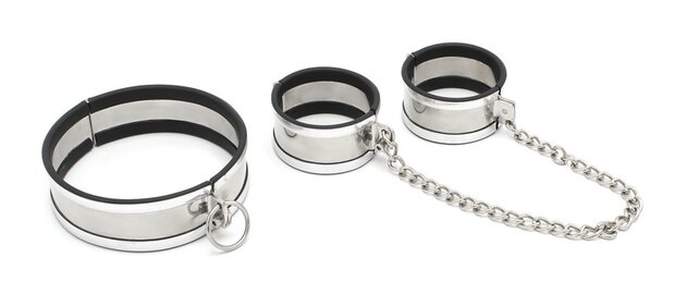 Steel Collar & Cuffs Large